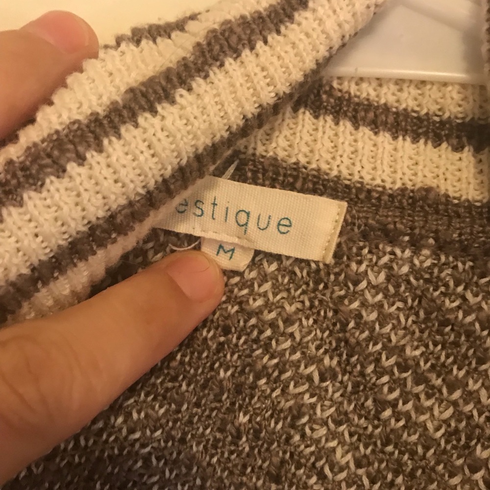 Tribal pattern sweater - Picture 4 of 4